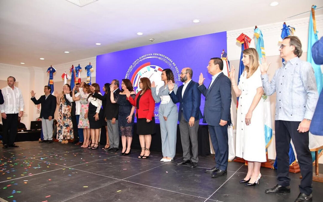 Juramentacion Junta Directiva 2023-2025 CENTROCAMARA-RD